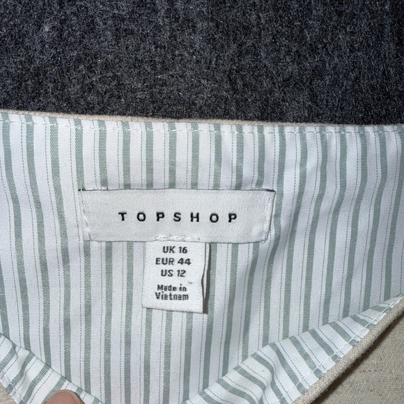 Topshop Cropped Tank Top Womens Sz 12 Beige Square Neck Minimalist Raw Hem NWOT - Picture 3 of 7